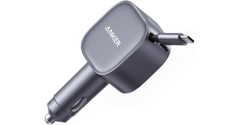 「Anker巻き取り式ケーブルで車内スッキリ！」