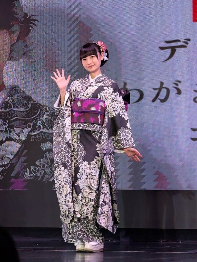 「望月琉叶、5周年記念ライブ盛況！新曲『わがまま』披露」