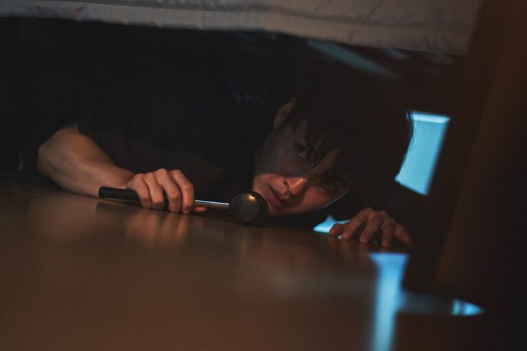 カン・ハヌル、’84m²’で現代社会の葛藤を描く！