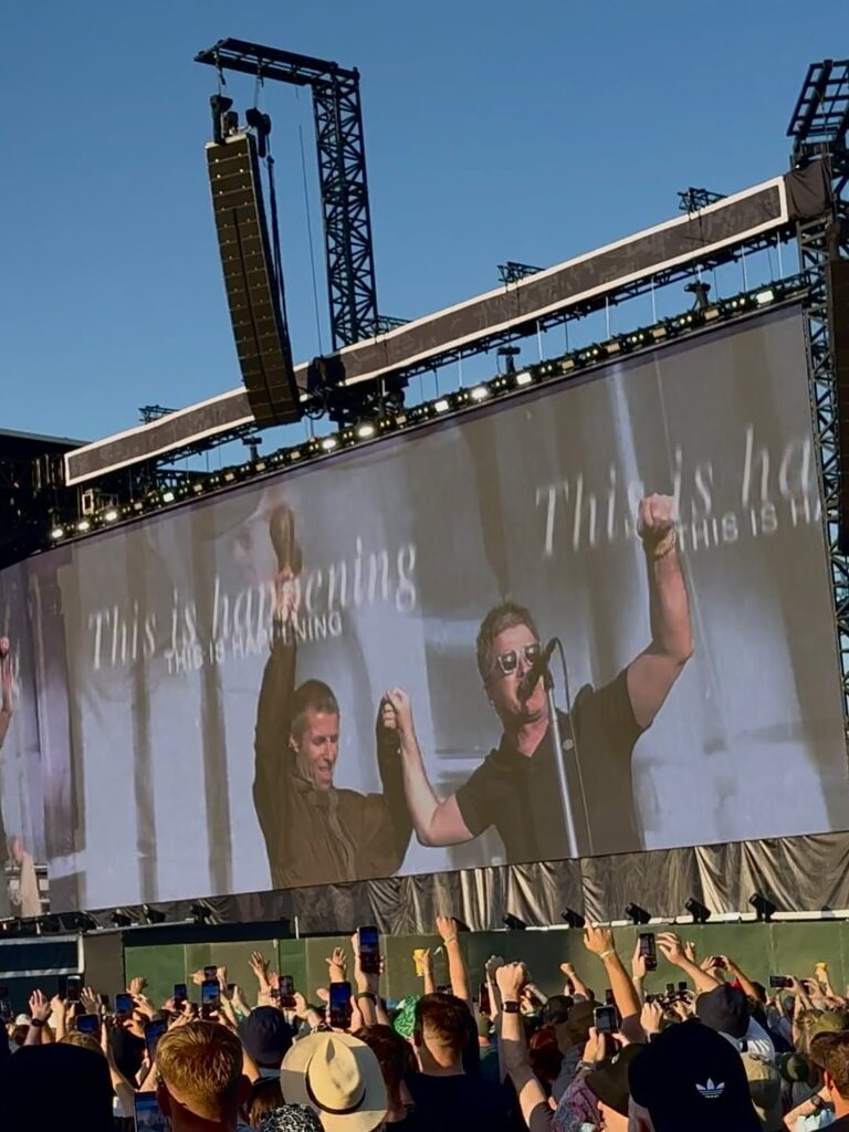 長濱ねる、Oasis再結成初日✨感動の目撃者！