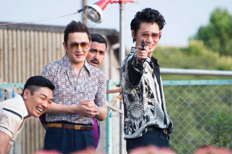 「綾野剛主演、衝撃の警察不祥事物語！」