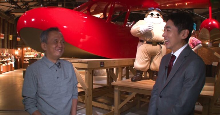 「小泉孝太郎、赤い飛行艇の秘密に迫る！ジブリ展が話題」