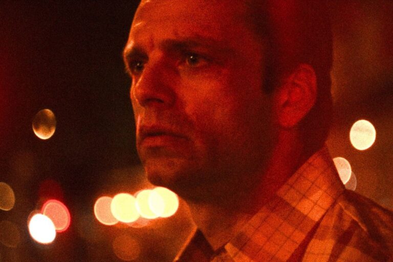 『A24×スタン新作、別人の顔とは？』