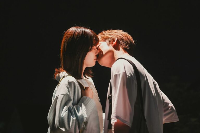 「島崎遥香×中山優馬！キスシーン公開」