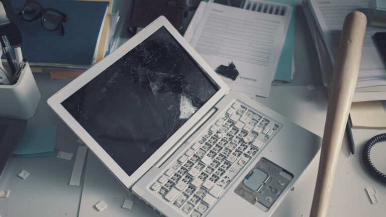 「自分の名前、Googleで検索したら…10年前の死者と認識!?」