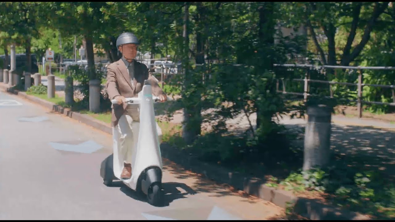 「2025年、未来を