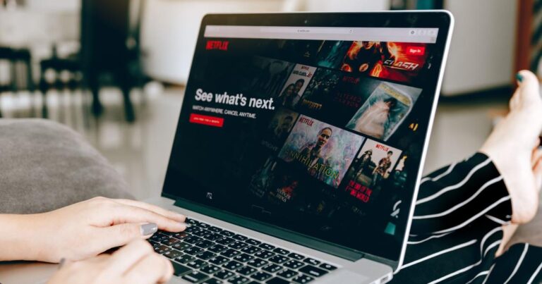 「Netflixを極める！裏技＆秘密コード公開」