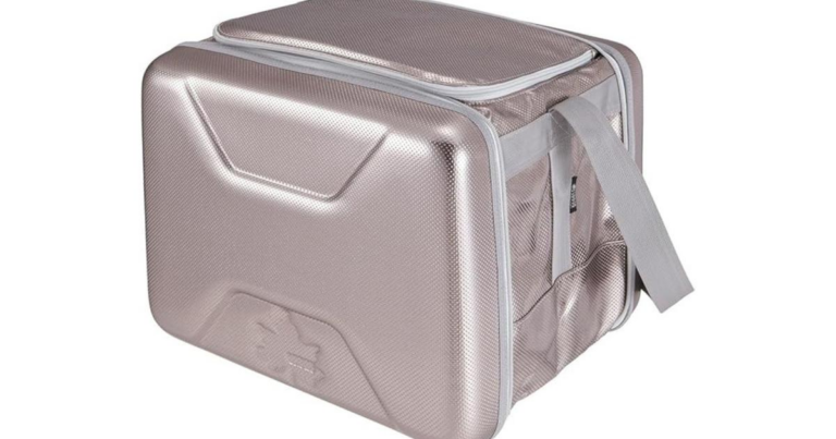 「今だけ34%オフ！ロゴスの最強クーラー」