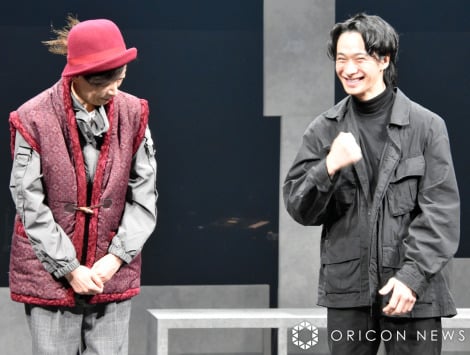舞台『アーモンド』公開ゲネプロ&取材会に出席した戸塚祥太と久世星佳