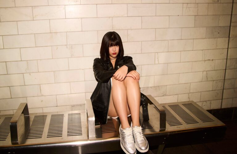 Maya、初デジタルシングル「Red Lights」8月6日リリース！