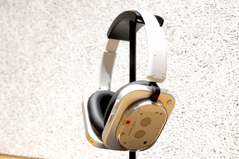 「Nothing初のワイヤレスヘッドホン、KEFとコラボで登場」