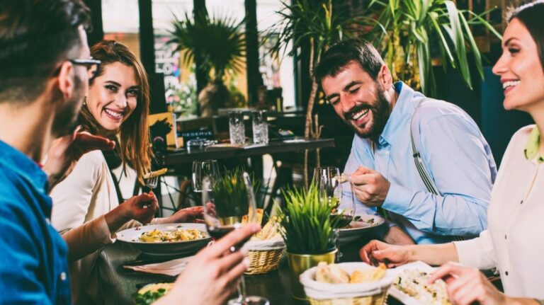 「Z世代が熱視線！新感覚コミュニティディナー」