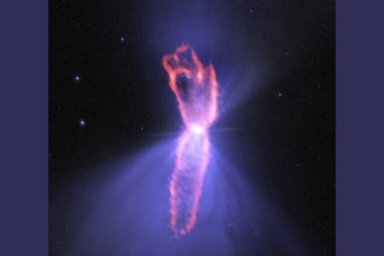 「ブーメラン星雲：絶対零度に迫る冷たさ！」