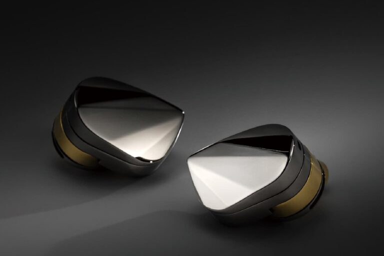 特許技術搭載！水月雨「ILLUSTRIOUS」イヤホン登場