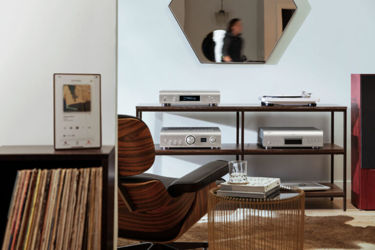 「デノン・マランツ、HEOSでQobuz再生！」