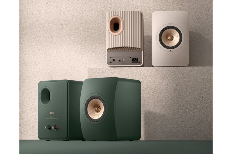 KEF新色「モス・グリーン＆サンド・シェル」登場！