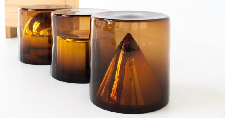 「ガラスで命を創るアーティストの哲学」