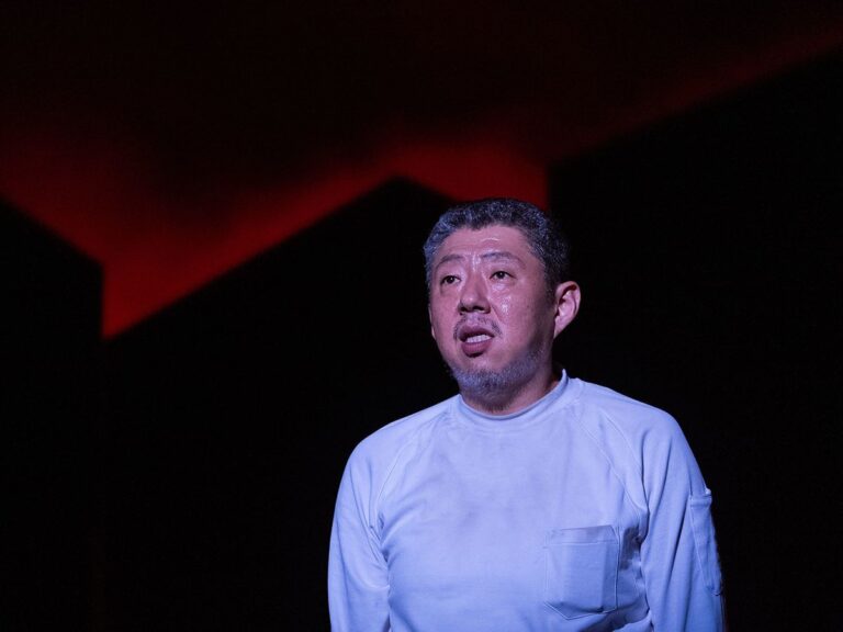 『震度３』開幕！豪華キャストと赤堀作品の真価が体感できる！