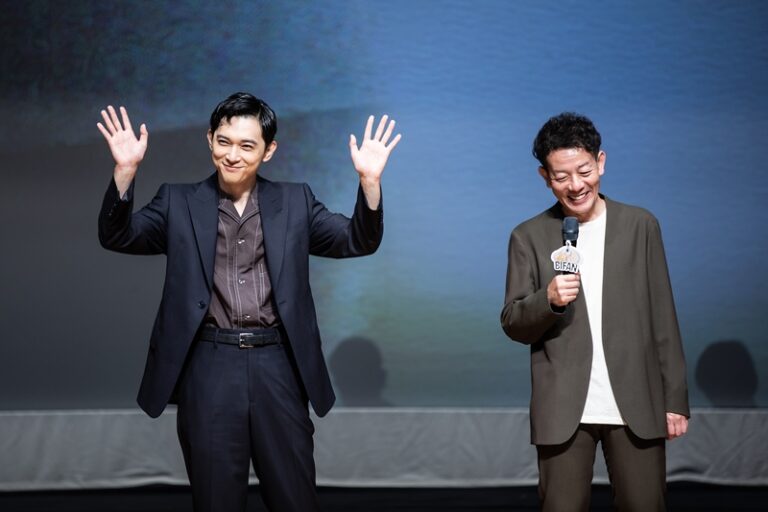 吉沢亮、激ヤセの秘訣はバンパイア役！イ・ビョンホンも参加！