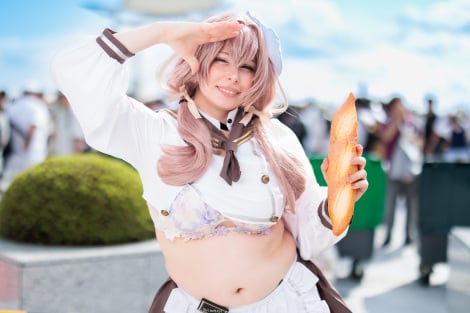 ユリコタイガーのコスプレ