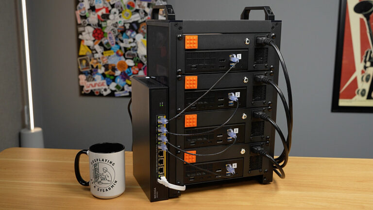 「小型PC4台でAIクラスタ挑戦、その結果は？」