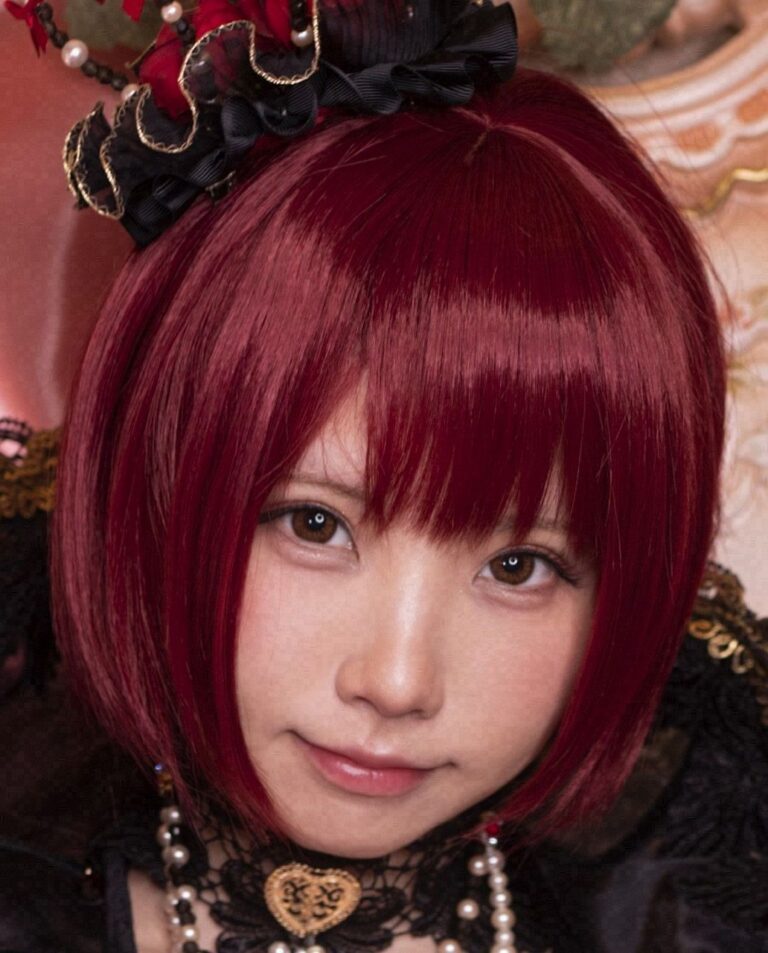 えなこ「ダイナマイト前かがみ」震撼！称賛の嵐！