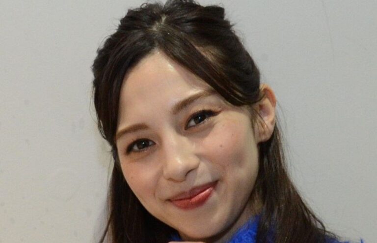 中条あやみ、透けTで海中ショット！ 水着姿に驚きの声続出