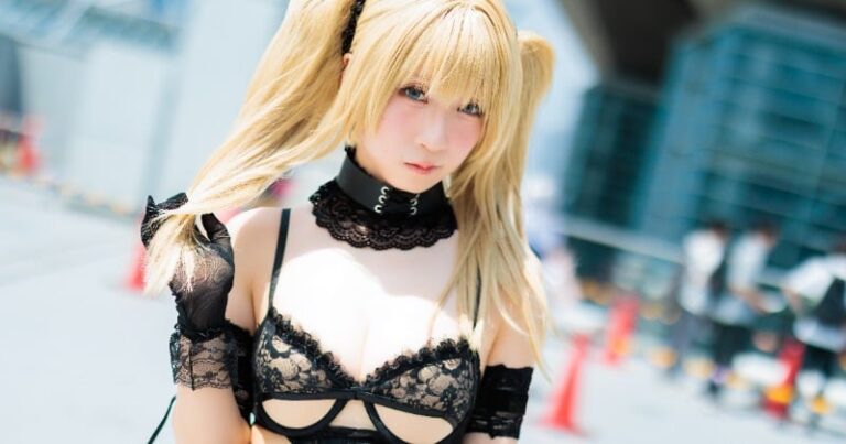 伊織もえ、コミケで大胆コスプレ！必見の裏話とは？