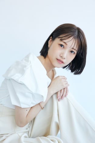 結婚を発表した朝長美桜