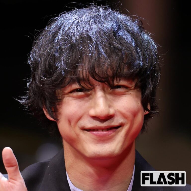 坂口健太郎、LISAとの親密ショットに困惑の声続出！