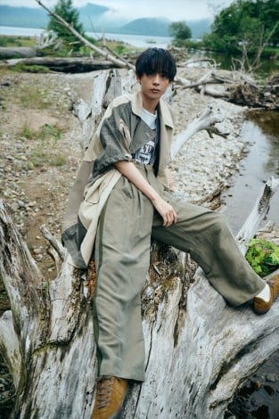 水沢林太郎「1st写真集」より