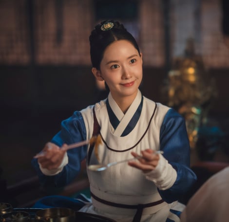 ユナ＝Netflixシリーズ『暴君のシェフ』独占配信中（提供：スタジオドラゴン）
