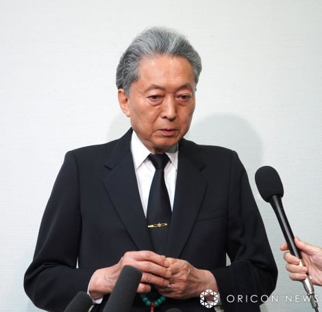 橋幸夫さん お通夜に参列した鳩山由紀夫氏 （C）ORICON NewS inc.